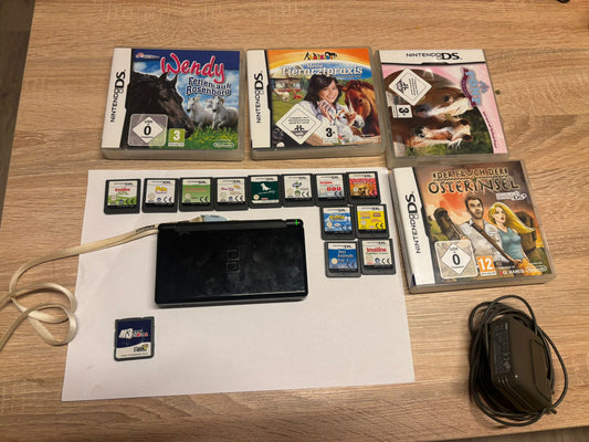 Nintendo DS Lite + 15 Spiele + M3ds Real Ladegerät