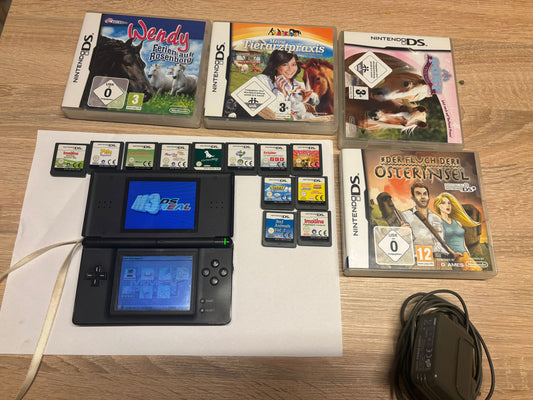Nintendo DS Lite + 15 Spiele + M3ds Real Ladegerät